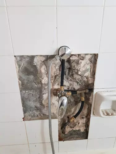 התקנת מקלחון